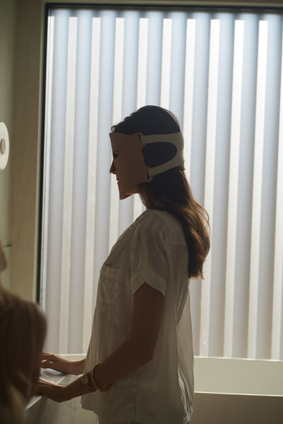 LED Light Therapy Face Mask